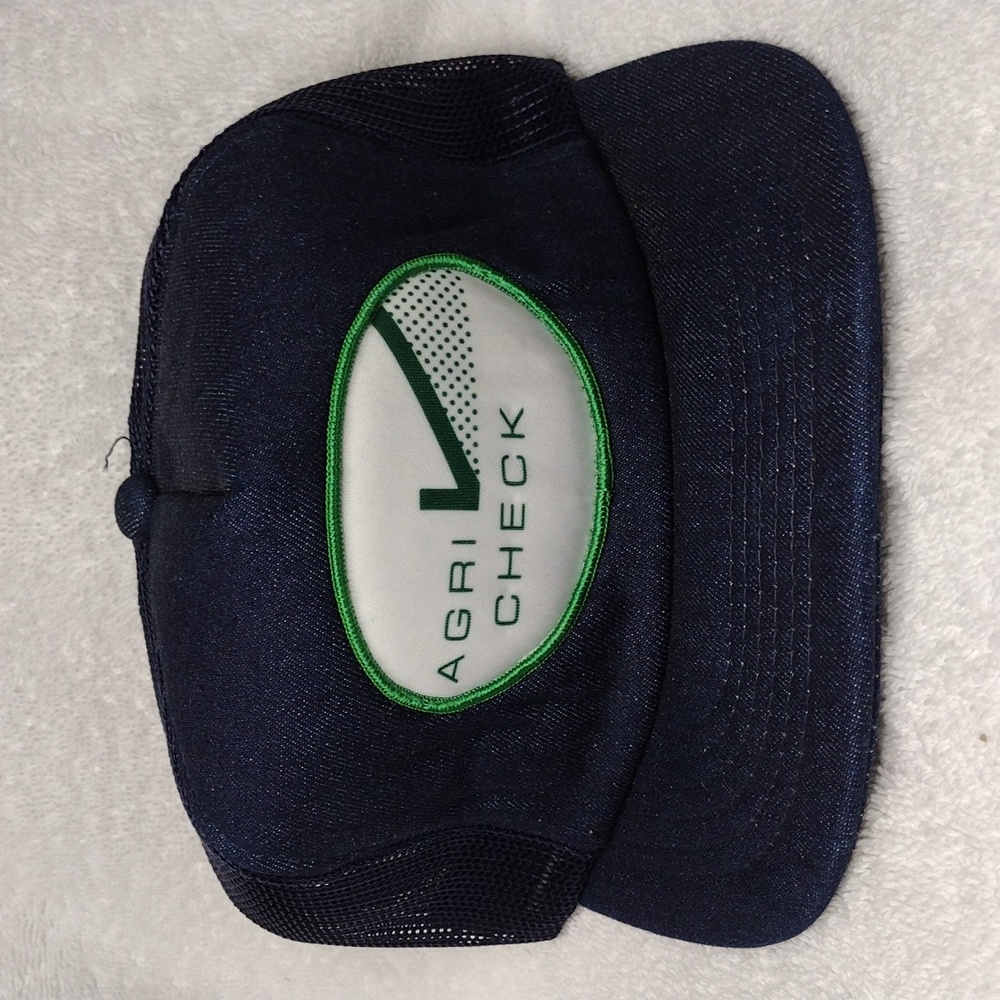 Vintage Trucker Hat: AGRI CHECK ✅